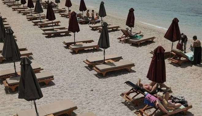 Παραλίες: «Βροχή» οι καταγγελίες στο «MyCoast» για αυθαιρεσίες