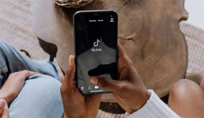 Έρχονται μεγάλες αλλαγές στο TikTok αν κλείσει το deal ΗΠΑ – Κίνας