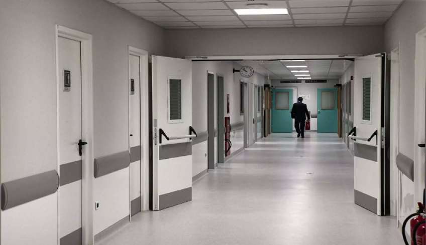 Καλαμάτα: Στο νοσοκομείο 15 άτομα που έφαγαν γουρουνοπούλα από πλανόδιο