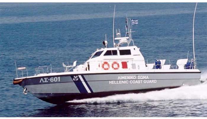 Τρεις νεκροί μετανάστες από βύθιση λέμβου ανοιχτά της Σύμης