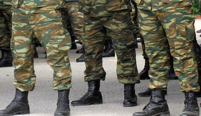 Στρατιωτική θητεία: Ποιο είναι το σχέδιο και ποιες οι εισηγήσεις για την αύξησή της