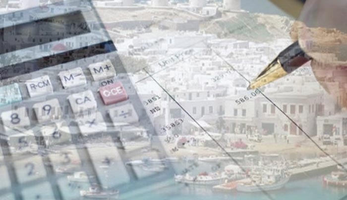 Αλλαγές στους συντελεστές ΦΠΑ προαναγγέλλει ο Αλεξιάδης