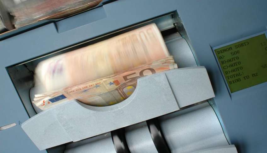 Αυξήσεις μισθών: Ποιοι εργαζόμενοι θα δουν περισσότερα χρήματα στην τσέπη τους – «Τσακίζει» τα εισοδήματα η ακρίβεια