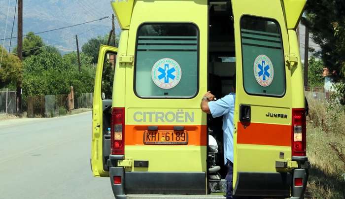 Αμαλιάδα: Κοριτσάκι 2,5 ετών ξέφυγε από τους γονείς του και ήπιε νέφτι - Μεταφέρθηκε εσπευσμένα στο νοσοκομείο
