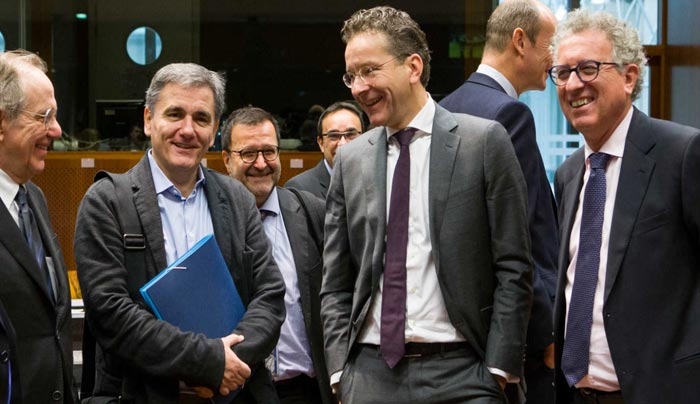 Νέος… ΕΝΦΙΑ με μείωση του αφορολόγητου και νέα μέτρα 2,5 δισ. ευρώ