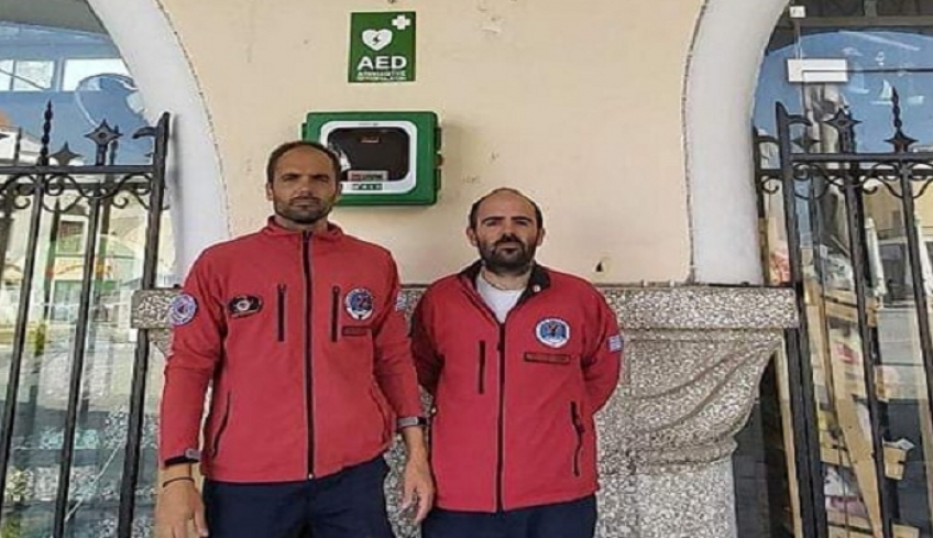 Αυτόματος εξωτερικός απινιδωτής (AED) για 1η φορά στην είσοδο της Δημοτικής Αγοράς Κω - Προσφορά από την οικογένεια Πιζάνια!