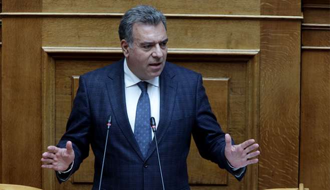 «Κοινοβουλευτική παρέμβαση του Μάνου Κόνσολα για τη διακοπή του δρομολογίου που συνδέει την Κάσο με την Κάρπαθο και τη Σητεία»