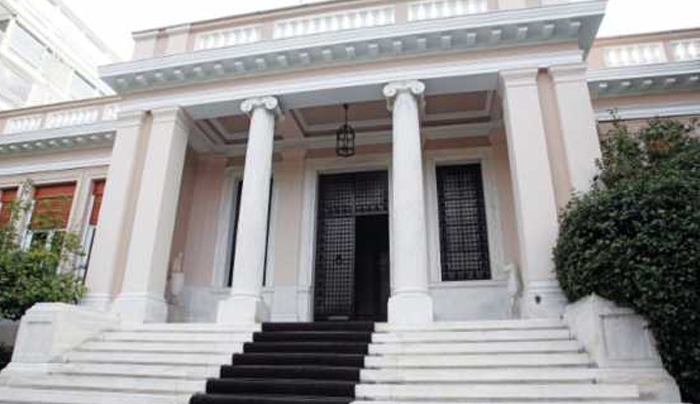 Συμφωνία έως 18 Αυγούστου θέλει το Μαξίμου