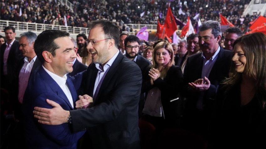 Ο Τσίπρας εξόφλησε και το «γραμμάτιο» Θεοχαρόπουλου
