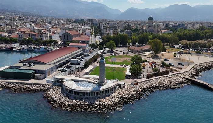 Ο ΟΚΤΩΒΡΙΟΣ ΞΕΚΙΝΑ ΑΠΟ ΤΗΝ ΠΑΤΡΑ Σήμερα στις 14.40, στον ΣΚΑΪ