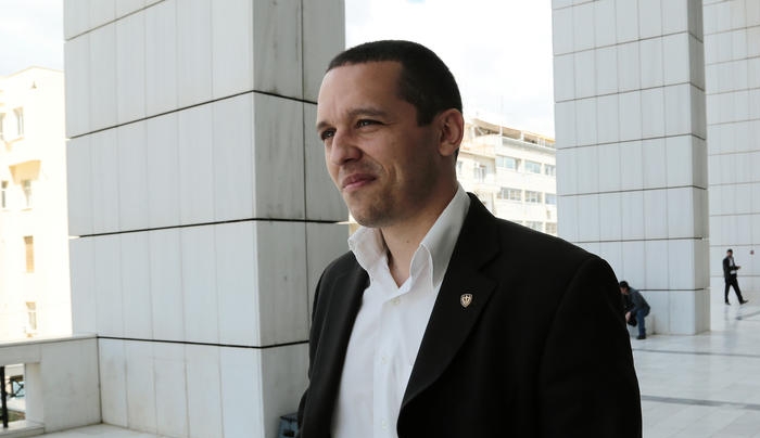 Πρόταση-βόμβα εισαγγελέα: Απαλλαγή Κασιδιάρη για συνομιλία με Μπαλτάκο