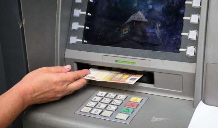 Τράπεζες: Κατεβάζουν ρολά σε λίγες ώρες - Ποιες συναλλαγές δεν θα μπορούμε να κάνουμε