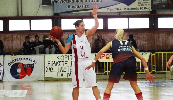 Η Ξένια Χελιώτη μιλάει για όλους και για όλα!