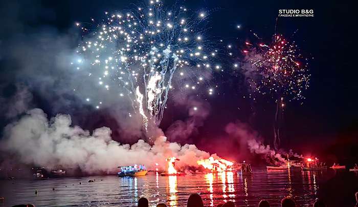 Το κάψιμο του Ιούδα μέσα στη Θάλασσα , πραγματοποιήθηκε για άλλη μια χρονιά  στο Τολό  Αργολίδας