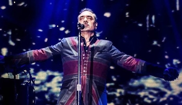 Χαμός στην Αλβανία με τον Σφακιανάκη: Καλούν σε μποϊκοτάζ της συναυλίας του για παλιότερες δηλώσεις κατά της χώρας