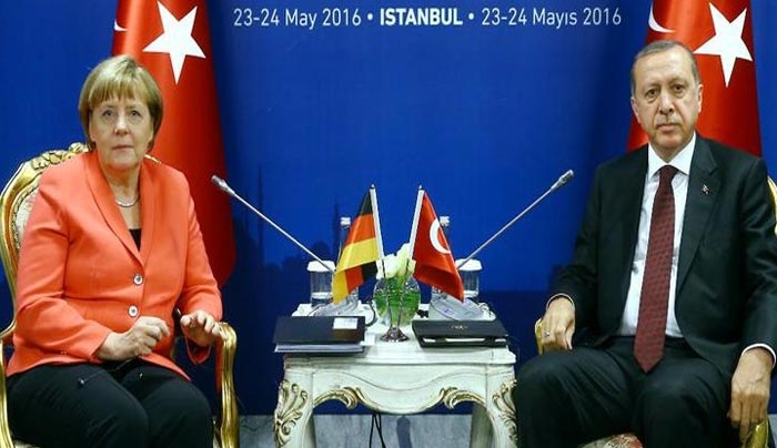 «Κεραυνοί» του... σουλτάνου κατά του Βερολίνου: «Παρέχουν καταφύγιο σε τρομοκράτες!»