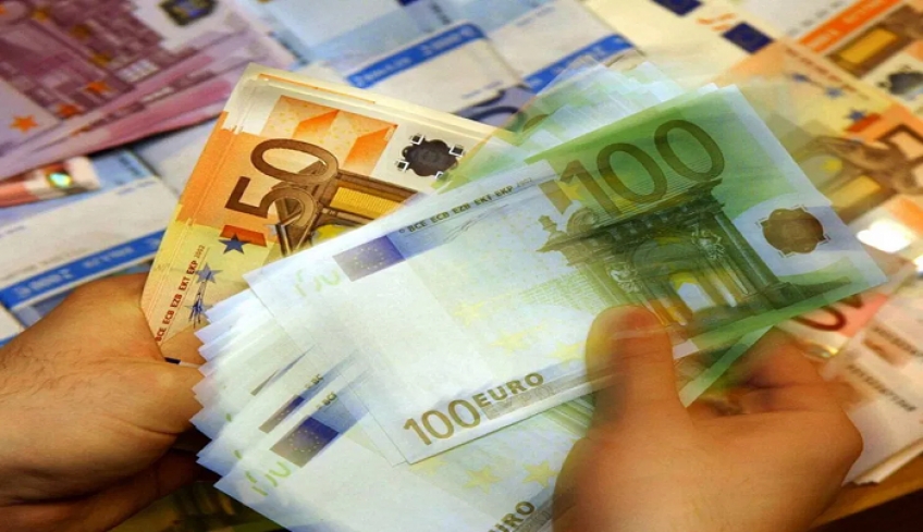 Νέος γύρος αναδρομικών σε Δημόσιο – ενστόλους
