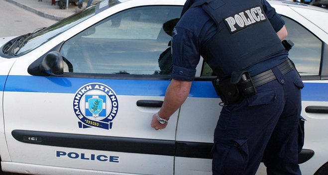 Σύλληψη ημεδαπού στην Κάλυμνο για ναρκωτικά και παραβίαση Κ.Ο.Κ.
