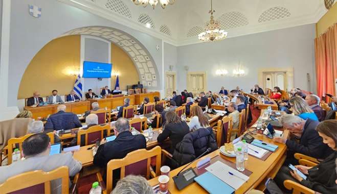 Μειωμένοι συντελεστές ΦΠΑ και Τέλος Ανθεκτικότητας στο Περιφερειακό Συμβούλιο