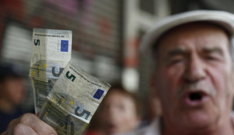 Συντάξεις: «Γιοκ» στις μειώσεις από τους Ευρωπαίους – Κριτής πλέον οι αγορές