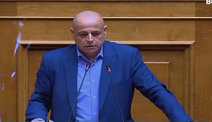 Ν. Σαντορινιός: Σε κίνδυνο η ακτοπλοΐα και η συνδεσιμότητα των νησιών μας λόγω χαρακτηριστικών παραλείψεων της Κυβέρνησης