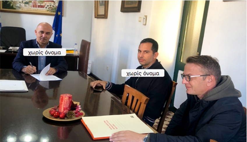 ΥΠΕΓΡΑΦΗ Η ΣΥΜΒΑΣΗ ΓΙΑ ΤΗΝ ΑΣΦΑΛΤΟΣΤΡΩΣΗ ΟΚΤΩ ΧΙΛΙΟΜΕΤΡΩΝ