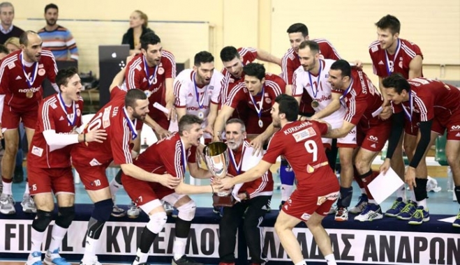 ΟΛΥΜΠΙΑΚΟΣ-ΚΗΦΙΣΙΑ 3-0: Η ιστορία επαναλήφθηκε και ο «θρύλος» πανηγυρίζει την 15η κούπα!