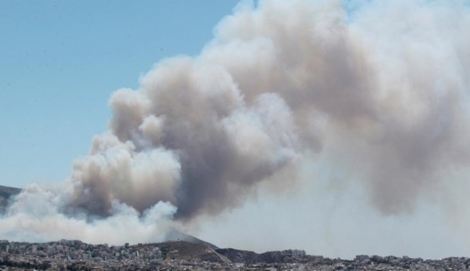 Πύρινα μέτωπα σε Υμηττό και Λακωνία - Όλες οι εξελίξεις