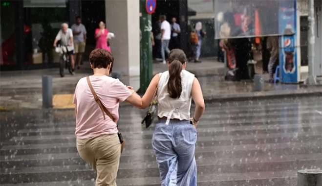Καιρός σήμερα: Ο Οκτώβριος κάνει ποδαρικό με βροχές και καταιγίδες