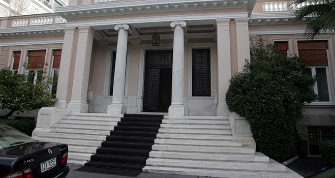 Συνάντηση Σαμαρά-Βενιζέλου-Χαρδούβελη για την ρευστότητα