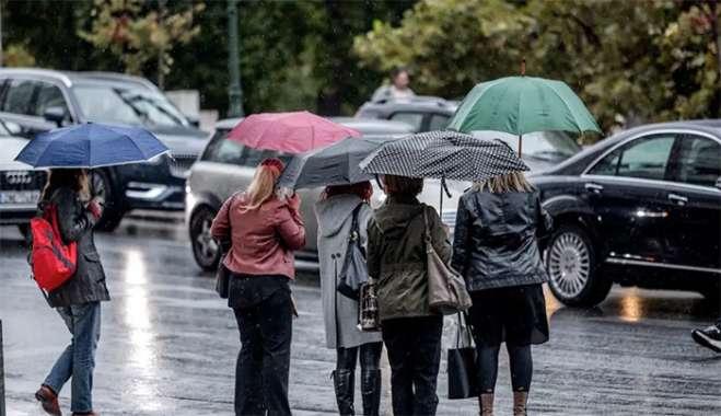Καιρός: Έρχονται καταιγίδες και πτώση θερμοκρασίας – Για έντονα φαινόμενα προειδοποιούν οι μετεωρολόγοι