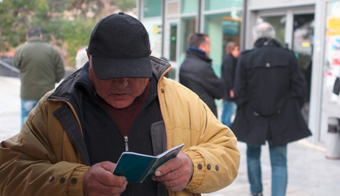 Ιδού οι νέες συντάξεις μετά την περικοπή της προσωπικής διαφοράς (πίνακες)