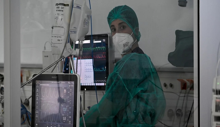 Ηλεία: Ξεκληρίστηκε οικογένεια ιερέα από κορωνοϊό -Πέθαναν ο παπάς, η πρεσβυτέρα και τα πεθερικά του
