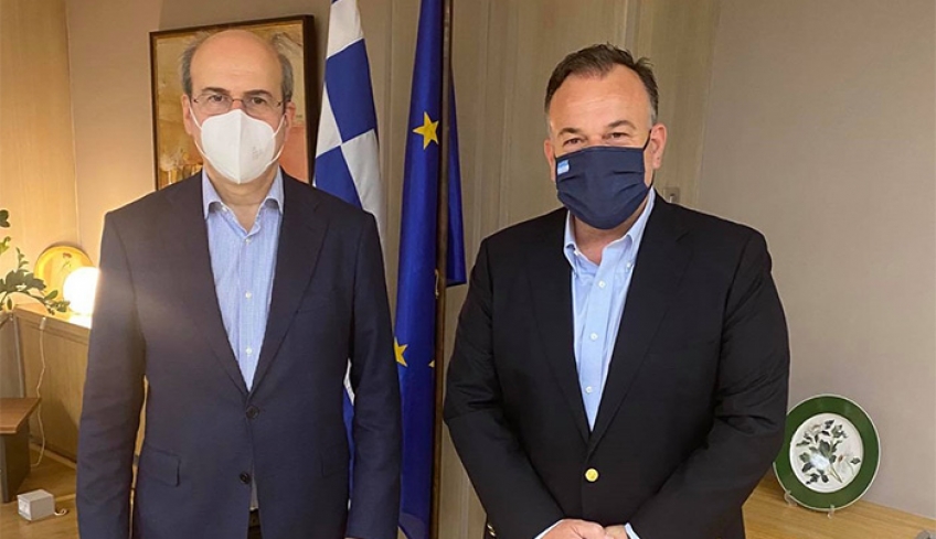 Συνάντηση του βουλευτή Δωδεκανήσου Ιωάννη Παππά με τον Υπουργό Εργασίας κ. Κωστή Χατζηδάκη.