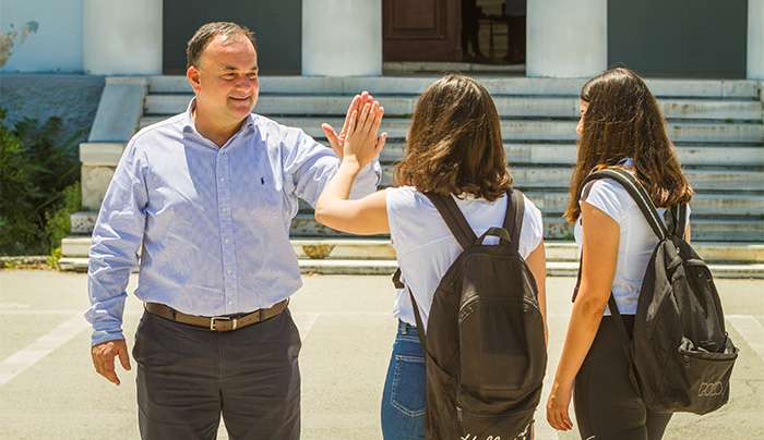 Μήνυμα Γιάννη Παππά για την ανακοίνωση των Βάσεων Εισαγωγής στα Πανεπιστήμια.