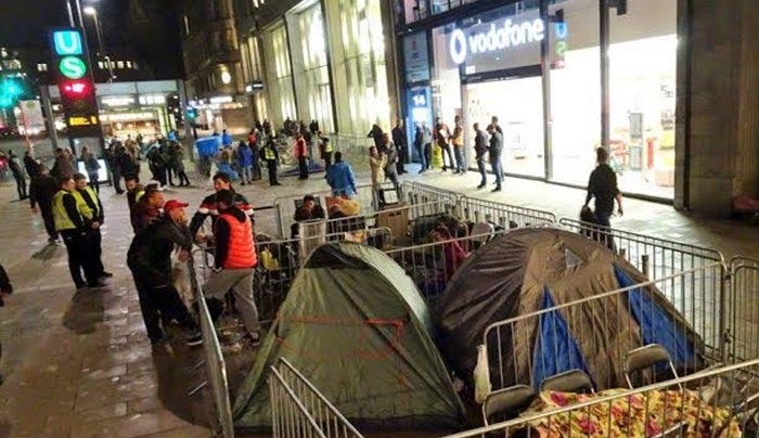 Η φρενίτιδα του νέου iPhone κατέλαβε τον πλανήτη!