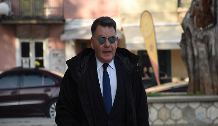 Ο Αλέξης Κούγιας αναλαμβάνει την υπεράσπιση Λιγνάδη -«Αν δεν πειστώ ότι είναι αθώος, δεν θα τον υπερασπιστώ» [βίντεο]