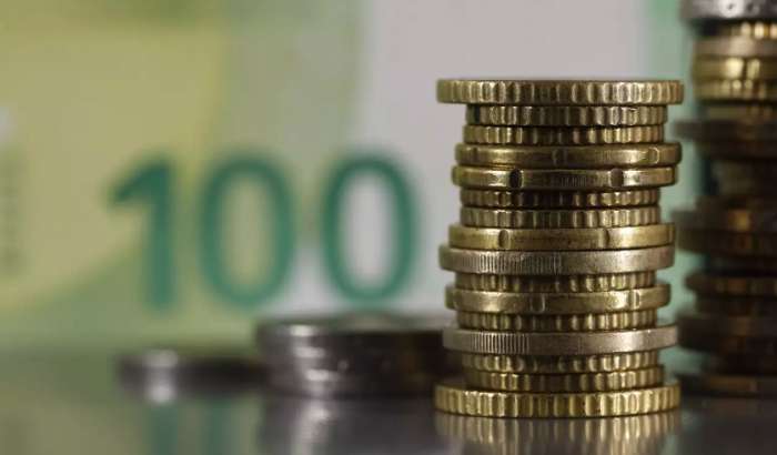 Δώρο Χριστουγέννων 2023: Ποιοι το δικαιούνται και πότε θα πληρωθεί