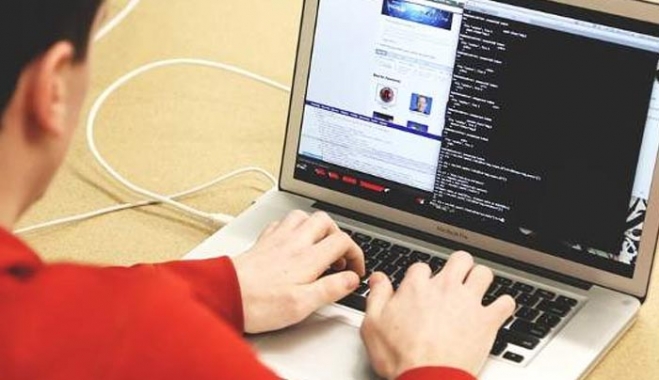 Αποκάλυψη της Google: Κάθε μήνα οι ΗΠΑ δίνουν εντολή για 4.000 διαδικτυακές επιθέσεις