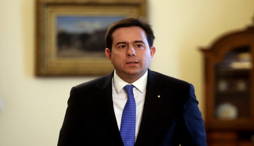 Μηταράκης: Μείωση μεταναστευτικών ροών, περιορισμός των επιπτώσεων στις τοπικές κοινωνίες