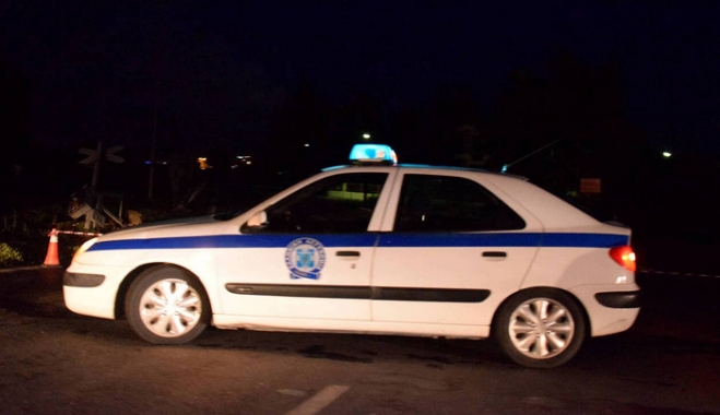 Θρίλερ στην εθνική Αθηνών - Πατρών: Γυναίκα βρέθηκε μαχαιρωμένη
