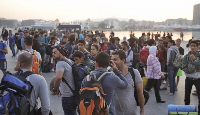 Εκατοντάδες πρόσφυγες και πάλι στον Πειραιά - 71 από Κω