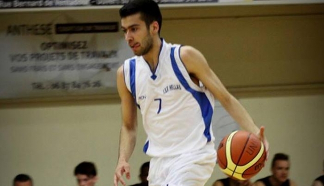 Με Σκούφη η Εθνική