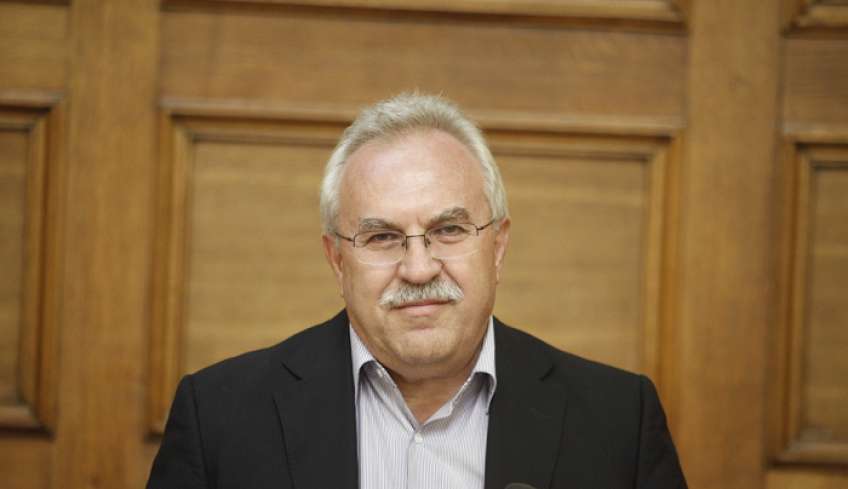 Δημήτρης Γάκης: Τρίζουν τα κόκκαλα του Ιπποκράτη