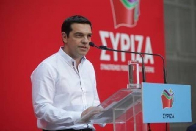Σε θέση μάχης για πρόωρες εκλογές ο Τσίπρας
