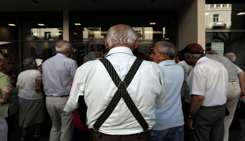 Εγκύκλιος του e-ΕΦΚΑ: Ποιοι συνταξιούχοι γλιτώνουν το «πέναλτι» όταν εργάζονται
