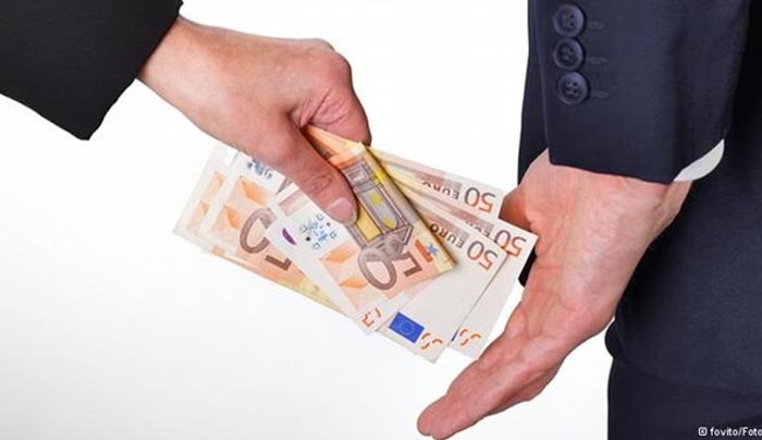 Η διαφθορά με παραδείγματα μέσα από την... καθημερινότητα - ΒΙΝΤΕΟ
