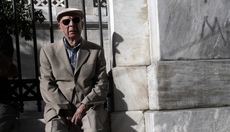 Νέα αναδρομικά έως και 23.254 ευρώ από αντισυνταγματικές μειώσεις για 2,5 εκατ. συνταξιούχους