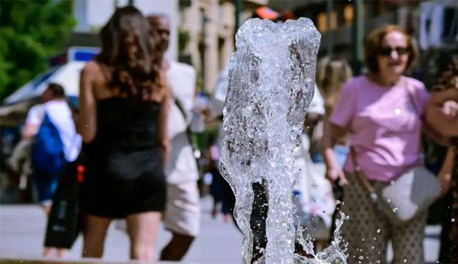 Καιρός σήμερα: Η θερμοκρασία θα «χτυπήσει» 35αρι – Άνεμοι έως 7 μποφόρ στο Αιγαίο
