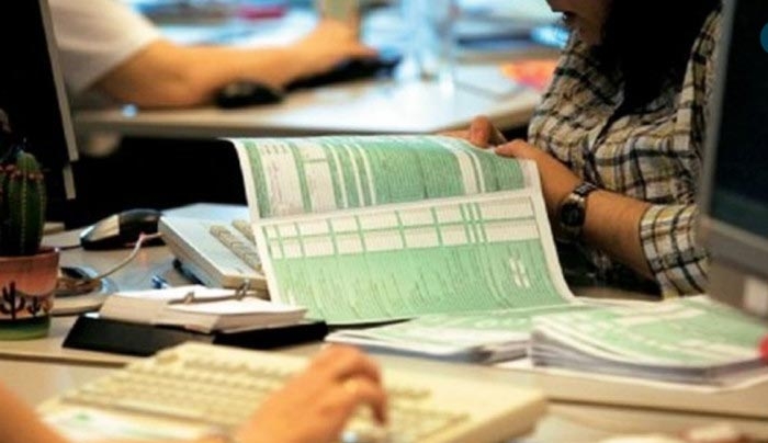 «Καμπάνα» έως 500 ευρώ για όσους δεν υποβάλουν φορολογική δήλωση